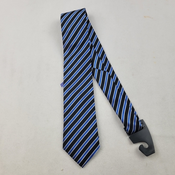 NWT 100% silk Sean John cobalt blue and black striped tie - Picture 2 of 3